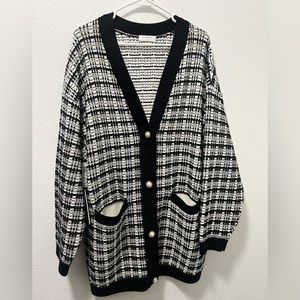 New With Tags (NWT) Aritzia Babaton Lacer Cardigan, Size M